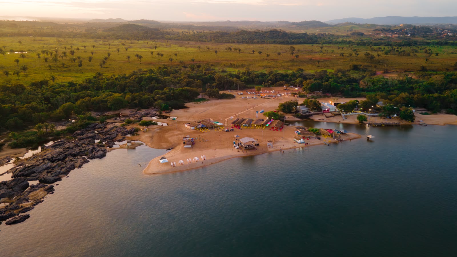Praia da Gaivota — Rio Araguaia em São Geraldo do Araguaia, Pará